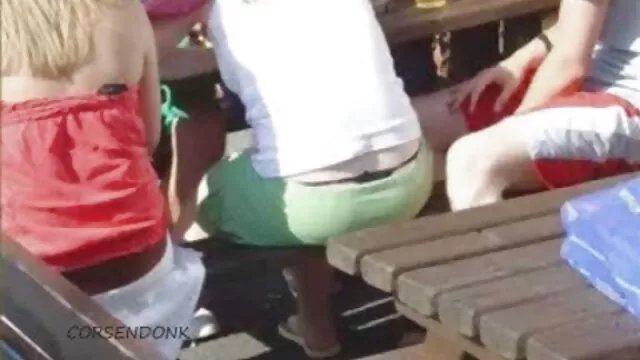 پورنو داغ بدون ثبت نام  روباه در همه کوس کون متحرک سوراخ ها.