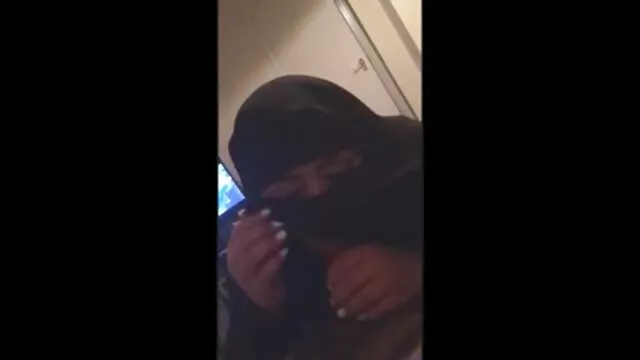 پورنو داغ بدون ثبت نام  شوهر همسر و دختر خود را گرفتار می عکس سکس کوس وکون کند.