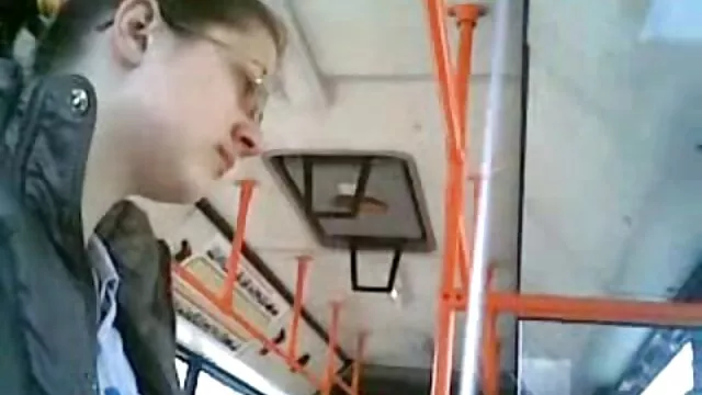 پورنو داغ بدون ثبت نام  سه نفر از لزبین ها در مورد تناسب اندام kangpong انجام می دهند کون زنسکسی
