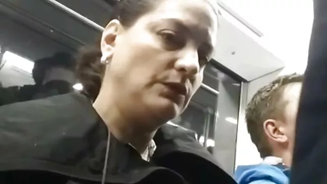 پورنو داغ بدون ثبت نام  این شلوار سبک عکسهای سکسی کوس وکیر سگ ماده را جلب می کند.