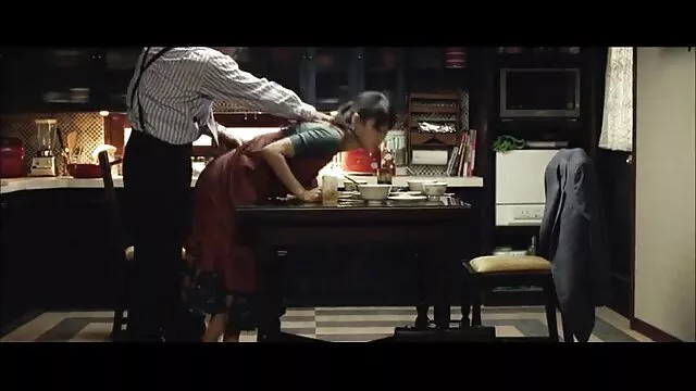 پورنو داغ بدون ثبت نام  تقدیر عکس کس و کون سکس روی پاهای دوست دختر.