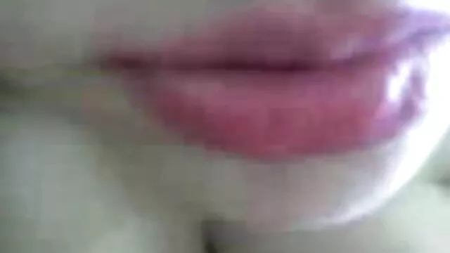 پورنو داغ بدون ثبت نام  او یک دختر را در جنگل می گیرد. عكس كس كون