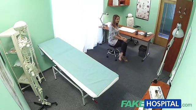 پورنو داغ بدون ثبت نام  تحمیل کنه به عکس های سکسی کون و کوس زن.