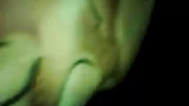 پورنو داغ بدون ثبت نام  جذب گردشگران در نزدیکی استخر. عكس كون كس