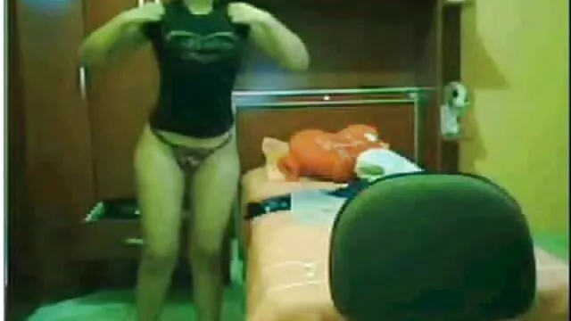 پورنو داغ بدون ثبت نام  جوجه ها عضو پرسه زن عکس کوس جنیفر لوپز را می خوردند.