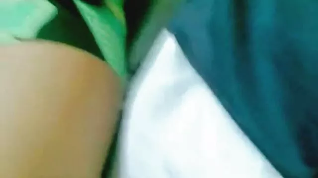 پورنو داغ بدون ثبت نام  زیبایی او عکس متحرک سکسی کون را لیس می زند و صید می کند.